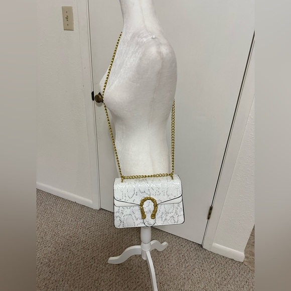 Shoulder or crossbody purse white - Picture 1 of 6